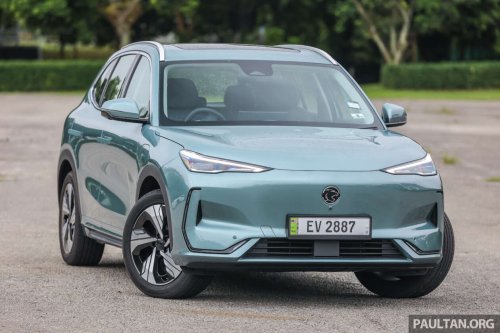 Proton, Proton eMas 5 – 216 units delivered, 14.6k bookings; eMas 7 sales at 9,336 units in 2025, incl 659 exports