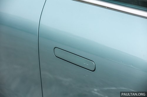 2025 Proton eMas 7 gets new Obsidian Black exterior, Alabaster White interior options, OTA Apple CarPlay