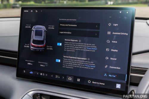 2025 Proton eMas 7 gets new Obsidian Black exterior, Alabaster White interior options, OTA Apple CarPlay