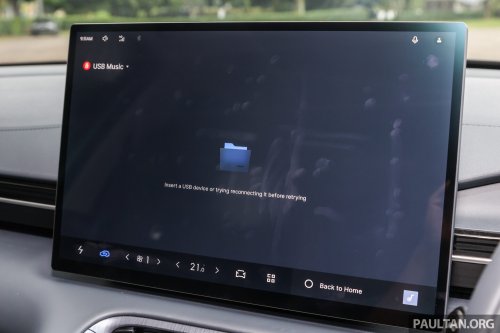 2025 Proton eMas 7 gets new Obsidian Black exterior, Alabaster White interior options, OTA Apple CarPlay