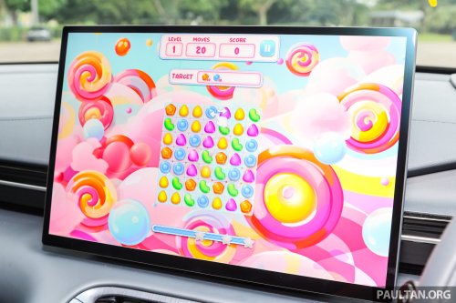 2025 Proton eMas 7 gets new Obsidian Black exterior, Alabaster White interior options, OTA Apple CarPlay