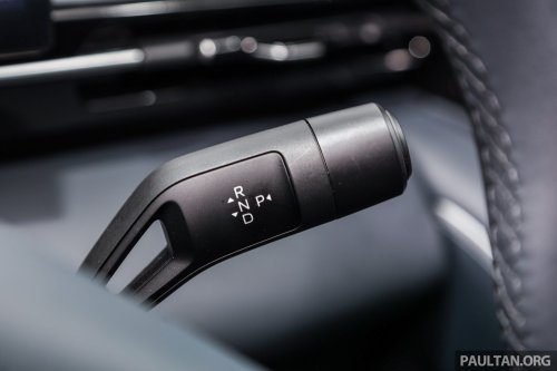 2025 Proton eMas 7 gets new Obsidian Black exterior, Alabaster White interior options, OTA Apple CarPlay