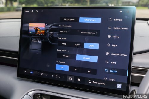 2025 Proton eMas 7 gets new Obsidian Black exterior, Alabaster White interior options, OTA Apple CarPlay