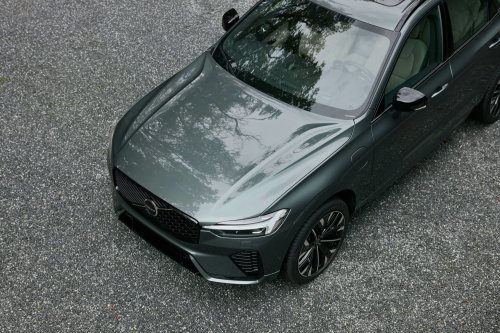 Volvo XC60 eclipses 240 to become the best-selling Volvo ever – over 2.7 million sold across 17 years