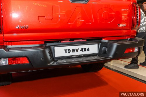 JAC T9 EV recognised as a pioneer in electric pick-up trucks by Malaysia Book of Records – 340 km range