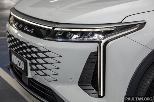 Omoda C9 Matte Black Limited Edition in Malaysia