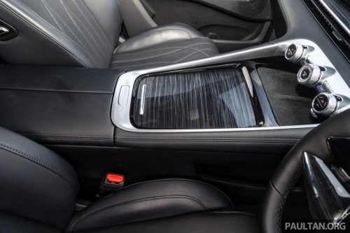 Omoda C9 Matte Black Limited Edition in Malaysia