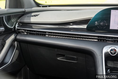 Omoda C9 Matte Black Limited Edition in Malaysia