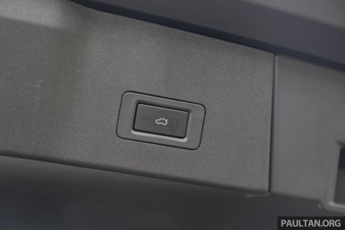 Omoda C9 Matte Black Limited Edition in Malaysia