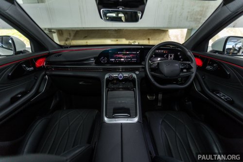 Omoda C9 Matte Black Limited Edition in Malaysia