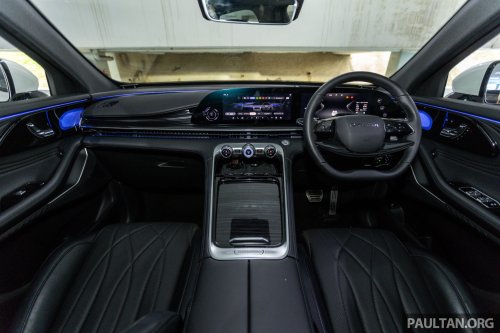 Omoda C9 Matte Black Limited Edition in Malaysia