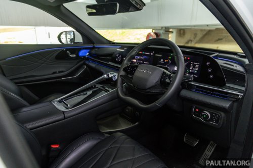 Omoda C9 Matte Black Limited Edition in Malaysia