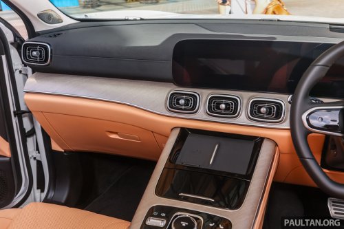 Jaecoo J8 to launch in Malaysia on July 18 – 2WD five-seater and AWD six-seater variants, from RM195k est