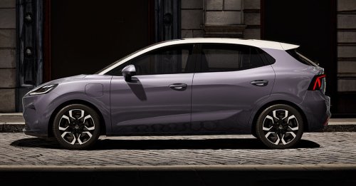 MG, 2025 MG4 EV – 42.8 kWh and 53.9 kWh LFP batteries, up to 530 km range CLTC; from RM43k in China