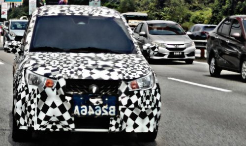 Proton, 2025 Proton Saga MC3 seen at night – rear taillights with S70-like LED signature; LED projector headlamps