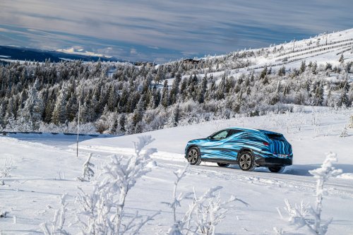 Mercedes-Benz GLC with EQ Technology debuts Sept 7 – GLC400 4Matic, S-Class air suspension for EV