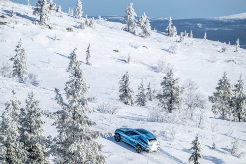 Mercedes-Benz GLC with EQ Technology debuts Sept 7 – GLC400 4Matic, S-Class air suspension for EV