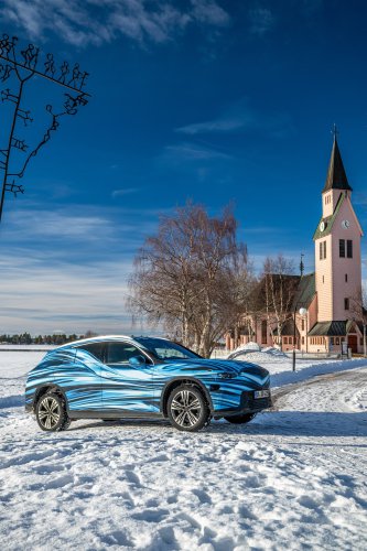 Mercedes-Benz GLC with EQ Technology teased with illuminated front grille – brand’s new design direction