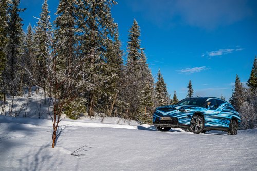 Mercedes-Benz, Mercedes-Benz GLC, Mercedes-Benz GLC with EQ Technology teased with illuminated front grille – brand’s new design direction