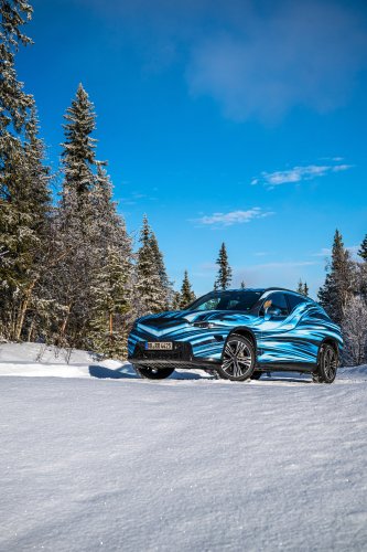 Mercedes-Benz, Mercedes-Benz GLC, Mercedes-Benz GLC with EQ Technology teased with illuminated front grille – brand’s new design direction