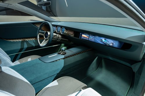 Mazda Vision X-Coupe – rotary PHEV with Mazda 3 styling, 510 PS, 160 km EV range, 800 km total