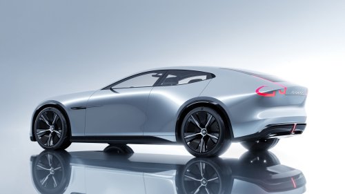 Mazda Vision X-Coupe – rotary PHEV with Mazda 3 styling, 510 PS, 160 km EV range, 800 km total