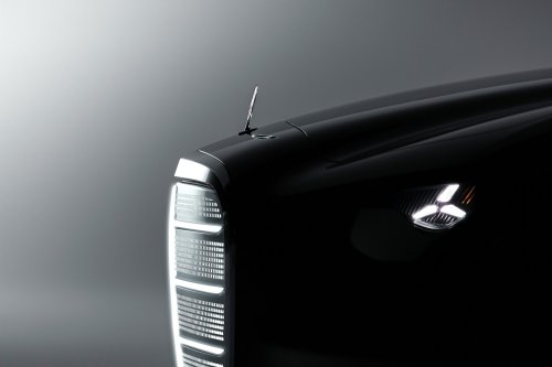 Mercedes-Benz, Mercedes-Benz Vision Iconic revealed – luxury coupé concept with massive grille, “hyper-analogue” interior