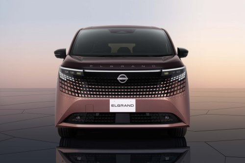 2026 Nissan Elgrand debuts in Tokyo – 4th-gen Alphard-fighter, e-Power hybrid, e-4orce electric AWD