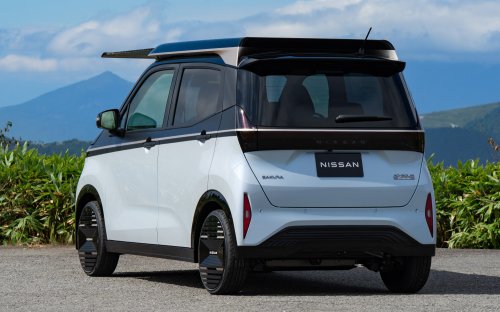 Nissan, Nissan Sakura gets roof-mounted, extendable solar panel – concept provides 3,000 km of range annually