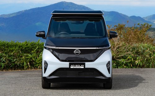 Nissan Sakura gets roof-mounted, extendable solar panel – concept provides 3,000 km of range annually