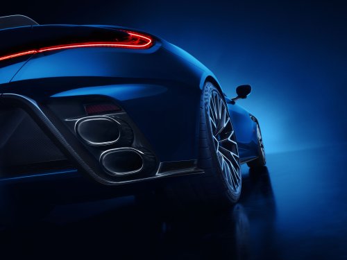 Aston Martin, Aston Martin DB12 S debuts – Coupé and Volante get 700 PS/800 Nm 4.0L biturbo V8, and quicker responses