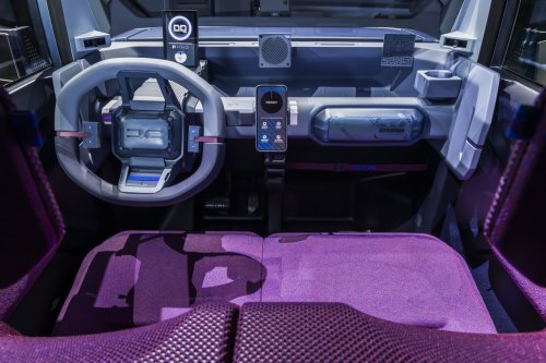 Dacia, Dacia Hipster Concept previews affordable pint-sized boxy EV – just 3 metres long, four seats, front bench