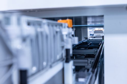 Ferrari Elettrica – brand’s first EV debuts in 2H 2026; 800V tech, active suspension, 1,128 PS, 530 km range