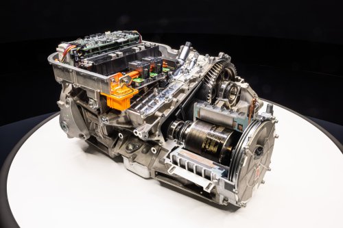 Ferrari Elettrica – brand’s first EV debuts in 2H 2026; 800V tech, active suspension, 1,128 PS, 530 km range