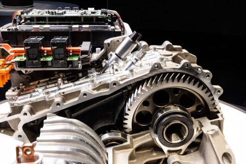 Ferrari Elettrica – brand’s first EV debuts in 2H 2026; 800V tech, active suspension, 1,128 PS, 530 km range