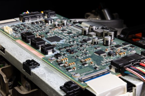 Ferrari Elettrica – brand’s first EV debuts in 2H 2026; 800V tech, active suspension, 1,128 PS, 530 km range