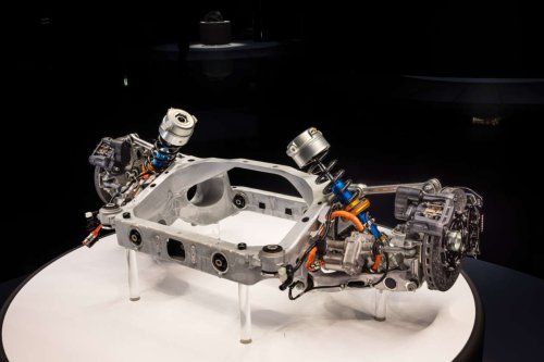 Ferrari Elettrica – brand’s first EV debuts in 2H 2026; 800V tech, active suspension, 1,128 PS, 530 km range