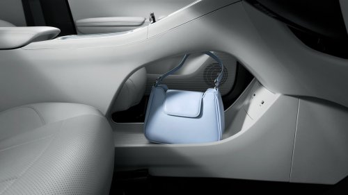 Proton eMas 5 spec-by-spec comparo – RM57k for 79 PS, 225 km Prime; RM70k for 116 PS, 325 km Premium