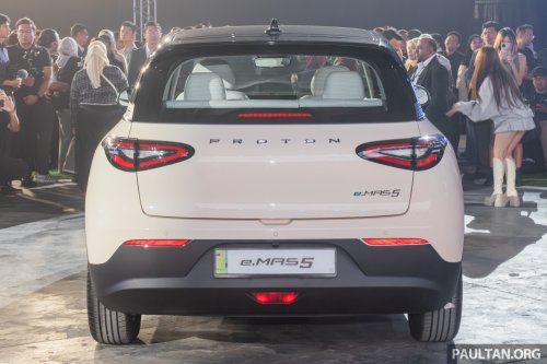 Proton eMas 5 amasses over 10,000 bookings, 7,413 Proton eMas 7 sold as of end-Oct; Malaysia’s No 1 EV