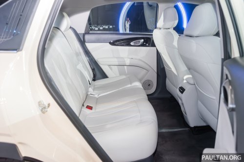 Geely EX2 in Thailand – Proton eMas 5, but with larger battery as standard, power seat, tonneau cover