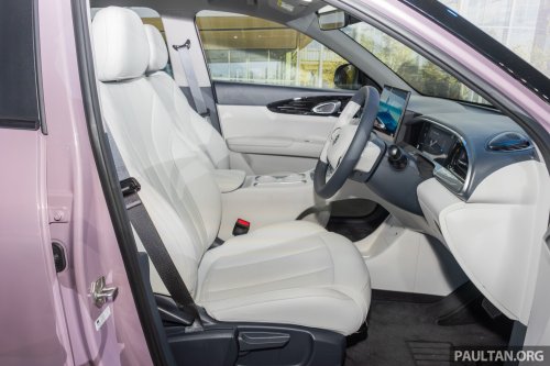 Geely EX2 in Thailand – Proton eMas 5, but with larger battery as standard, power seat, tonneau cover