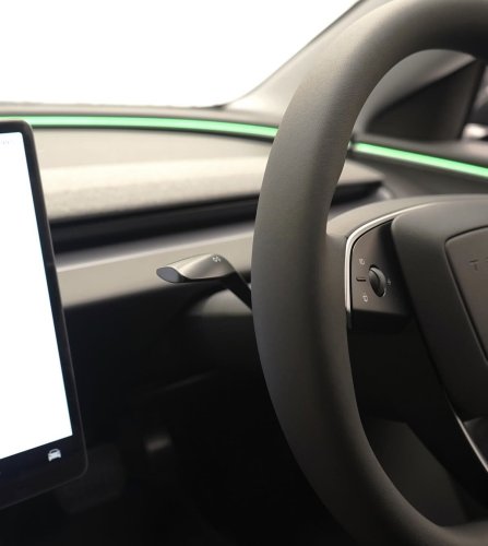 Tesla, Tesla Model 3 Highland now cheaper by up to RM13k in Malaysia – updated with signal stalk, front camera