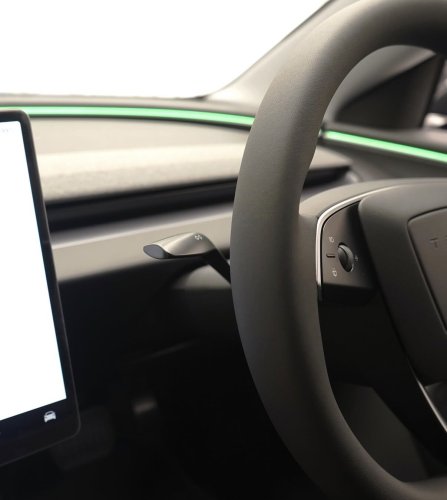 Tesla, Tesla Model 3 Highland now cheaper by up to RM13k in Malaysia – updated with signal stalk, front camera