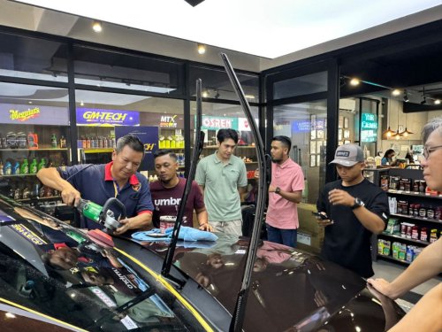 Car enthusiasts, learn how to wash/detail your ride the right way – a 2-day training programme by The Carage