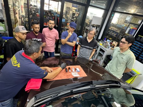 Car enthusiasts, learn how to wash/detail your ride the right way – a 2-day training programme by The Carage