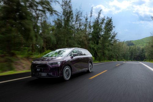 Xpeng X9 PowerX – brand’s first REEV, 1.5T, 0.15 l/100 km FC, 452 km CLTC EV range, 1,602 km total