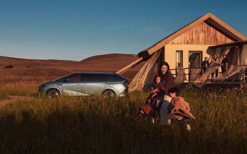 Xpeng X9 PowerX – brand’s first REEV, 1.5T, 0.15 l/100 km FC, 452 km CLTC EV range, 1,602 km total