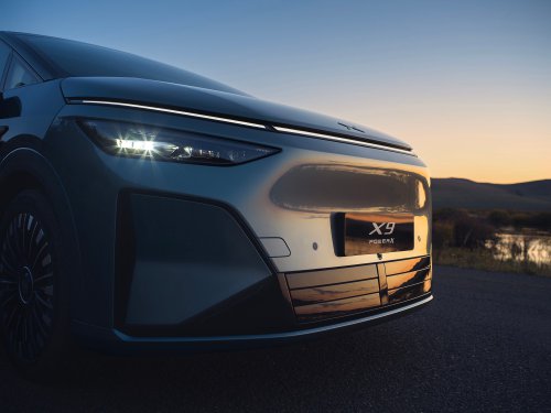 Xpeng X9 PowerX – brand’s first REEV, 1.5T, 0.15 l/100 km FC, 452 km CLTC EV range, 1,602 km total