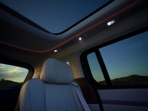 Xpeng X9 PowerX – brand’s first REEV, 1.5T, 0.15 l/100 km FC, 452 km CLTC EV range, 1,602 km total