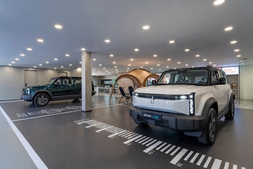 iCaur Damansara by Carramax Luxe opens – brand’s seventh dealership is new flagship outlet in Malaysia